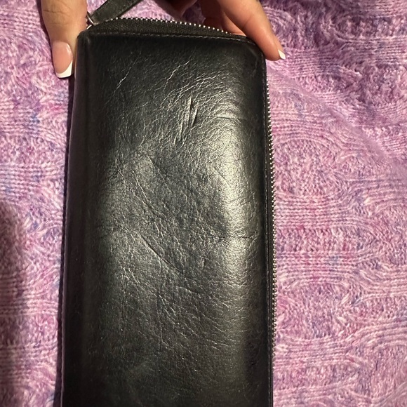 Coach Black Leather Zip Wallet - Picture 3 of 3